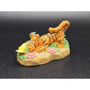 Lenox Disney Winnie the Pooh Thimble Collection Tigger with Butterfly